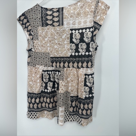 Lucky Brand Top Paisley Patchwork Cap Sleeve V-Neck Blouse NWT Size XS - Picture 5 of 6